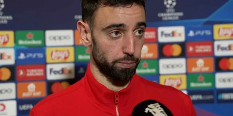 Hadal Uu Yiri Kabtanka Man Utd Bruno Fernandes Oo Carro Ku Abuuraya Taageerayaasha United.