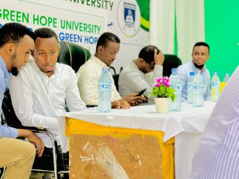 Qori tuurka tartanka kubada cagta Jaamacada Green-hope oo lagu qabtay Baladweyne.