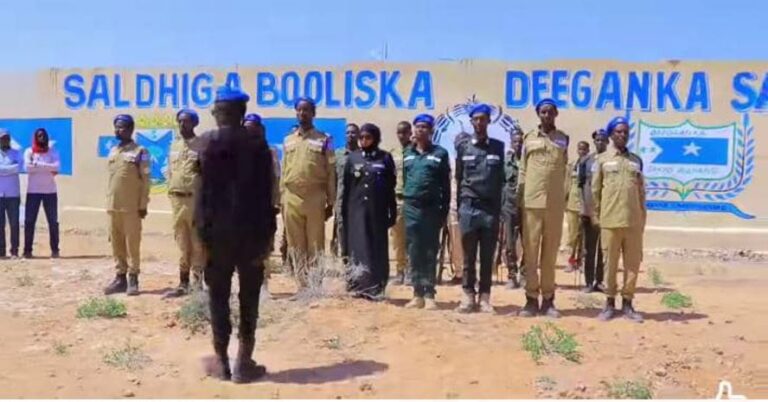 Saldhiga boolis deegaanka Saaxa-wanaag ee gobolka Mudug oo xariga laga jaray.