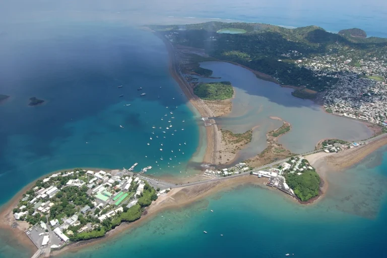 Dufaan ku dhufatayJasiiradda Mayotte ee dalka Faransiiska.