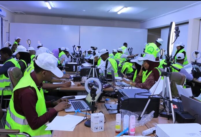 2d80be8c-2c4f-4339-a6a0-deefec51eb16