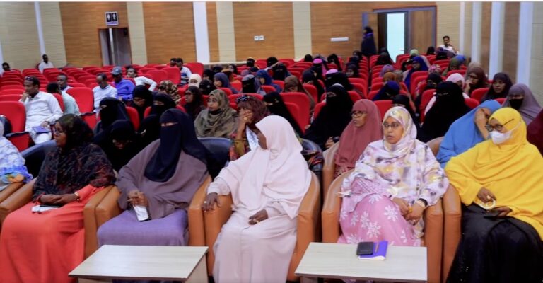 Kulan looga hadlayay kaalinta qoyska ee nabad dhiska iyo midnimada bulshada oo lagu qabtay Muqdisho.