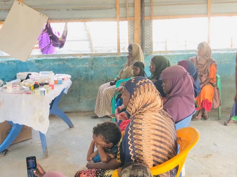 Barakacayaal ku nool Baladweyne oo loo sameeyay adeegyo caafimaad oo bilaash ah