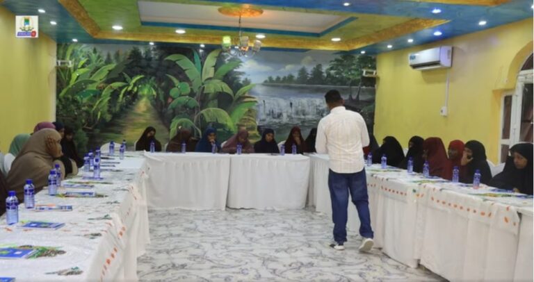 40 haween ah oo tababar ku saabsan muhiimadda ay leedahay kalluumeysiga loogu qabtay Kismaayo