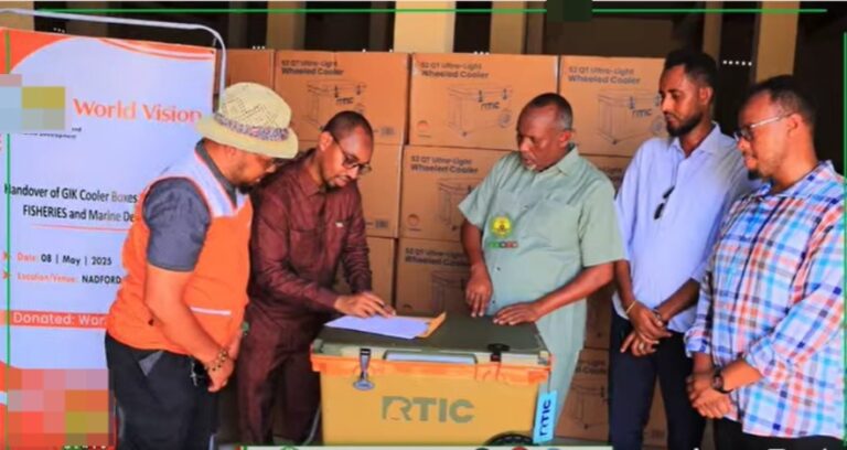 Wasaaradda Kalluumaysiga Somaliland  oo agab kala wareegtay hay’adda World Vision.