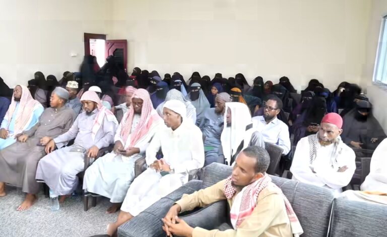 Machad loogu tala galay in wax lagu baro haweenka oo laga furay Muqdisho.