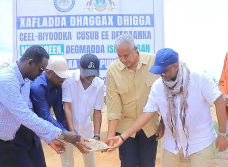 Ceel biyood laga dhagaxdhigay deegaanka  Meeladeen  oo hoostaga degmada iskushuban.