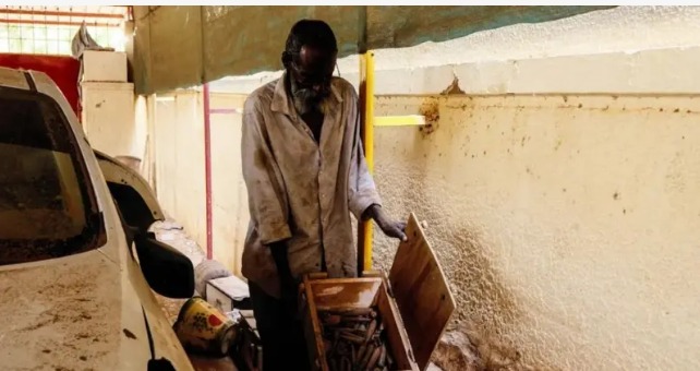 Mareykanka oo cunaqabatayn ku soo rogay dowladda Sudan