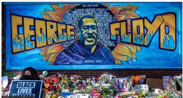 Dadka reer Mareykan oo xusaya shan sano guuradii ka soo wareegatay dilkii George Floyd