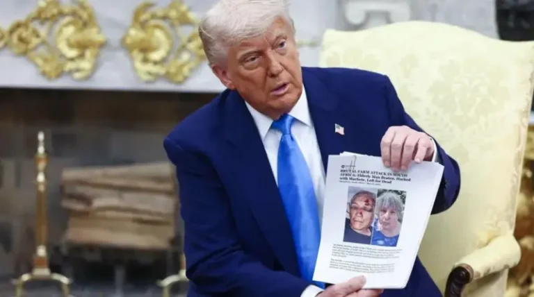 Trump oo Ramaphosa ka hor sheegay dhibaato Koonfur Afrika ay ku wajahayaan dadka cadaanka