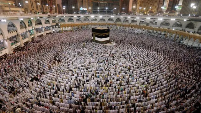 Sacuudiga oo adkeeyay badqabka Xujeeyda gudanaya waajibka