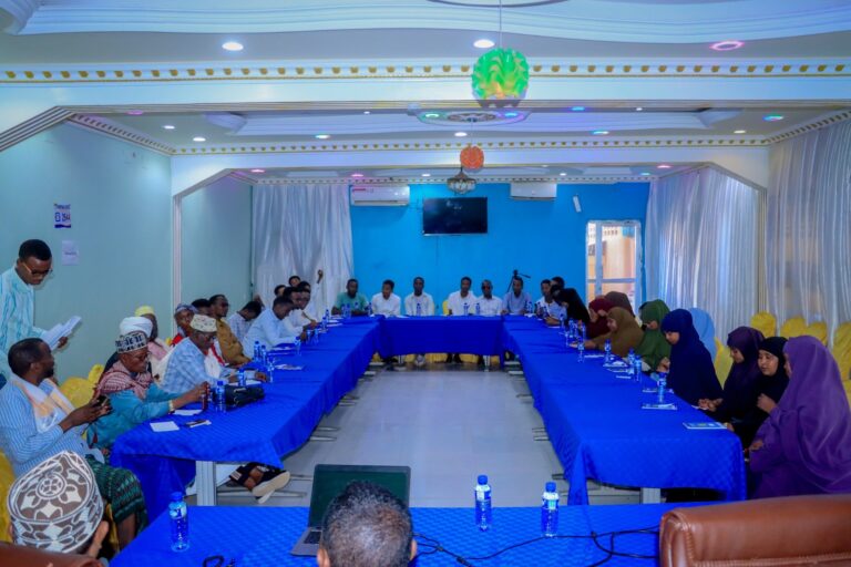 Mashruuca dhireynta Barwaaqo oo laga daah furay magaalada Baydhabo.