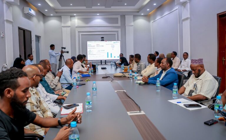 Kulan looga hadlayay  arimaha gargaarka oo lagu qabtay Baydhabo