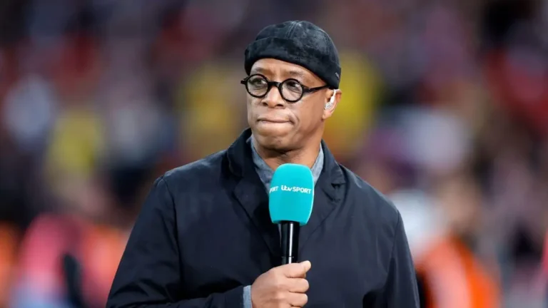 Ian Wright Oo Saadaal Lama Filaan Ah Ka Bixiyay Kulanka Chelsea iyo Brighton