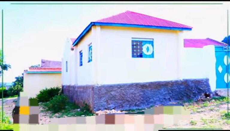 Xarumo Caafimaad oo laga Hirgaliyay  deegaano hoos taga degmada Sheekh oo xariga lagajaray