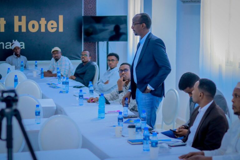 Shirweynaha latashiga Hay’adaha puntalnd oo lagu qabtay Garoowe