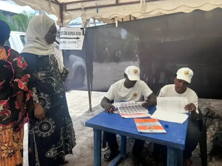 Cod tirinta doorashooyinka dhul weynaha Tanzania oo ka bilaabatay Zanzibar